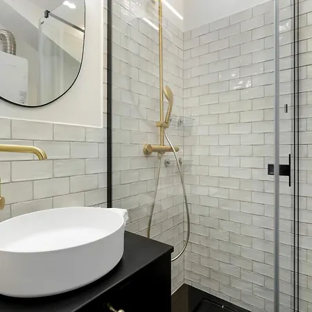 Apartamento Modern Close To Oliwski Park By Renters Gdansk