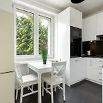 Modern Close To Oliwski Park By Renters 아파트 *
