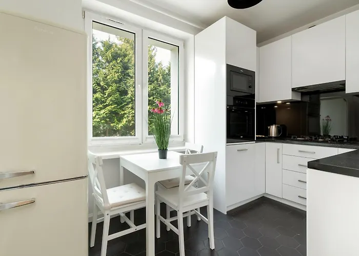 Modern Close To Oliwski Park By Renters Apartamento *